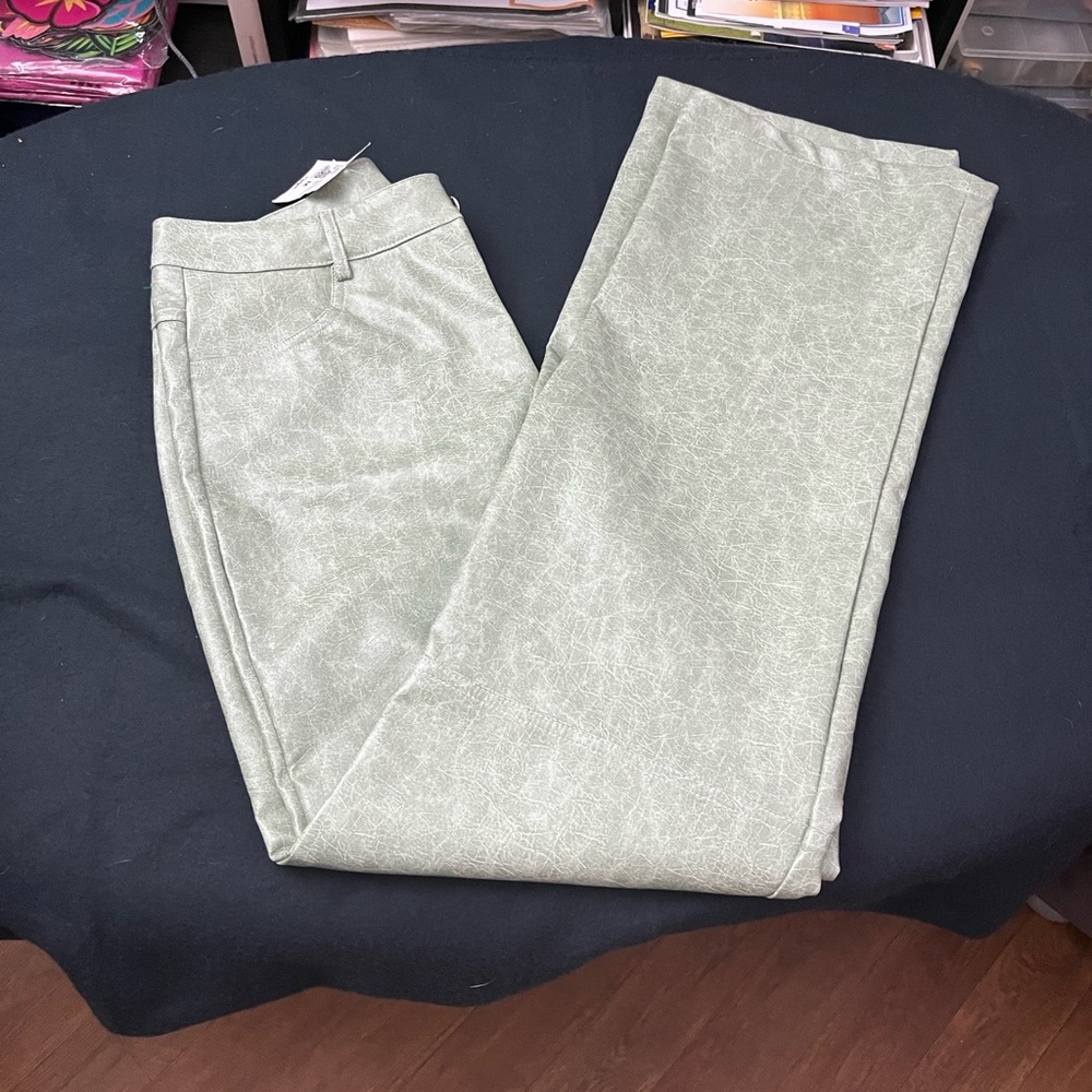 Womens Light Green square Pants